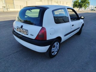 Renault Clio  1,9 diesel