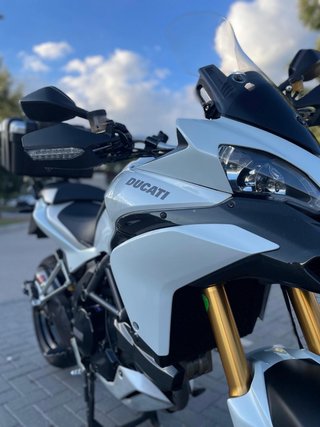 Ducati Multistrada 1200 S Touring Blanca