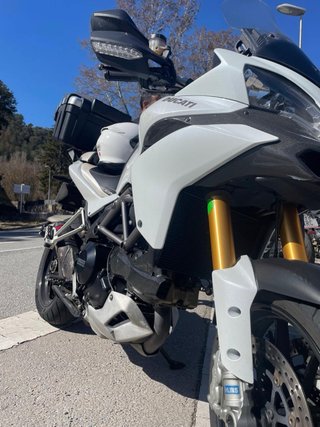 Ducati Multistrada 1200 S Touring Blanca