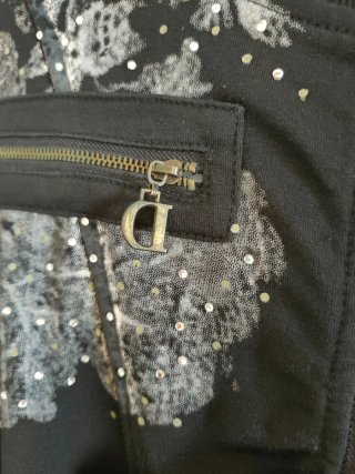 Sudadera con capucha y lentejuelas