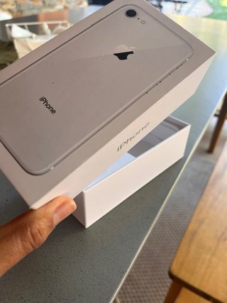 iPhone 8 64GB Plata