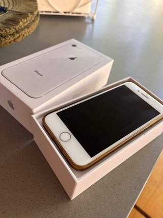 iPhone 8 64GB Plata