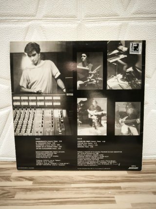 Vinilo Encantos Postizos