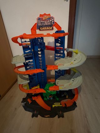 Hot Wheels Ultimate Garage