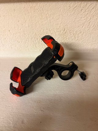 Pack ciclismo: Casco Bell y sujetadores de movil