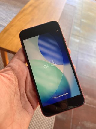 iPhone SE 64GB Rojo 85% BATERIA