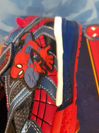 Playeros Geox Spiderman con luces