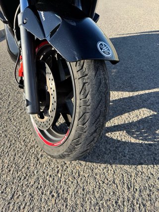 VENDO-CAMBIO | YAMAHA XMAX RESTAURADA