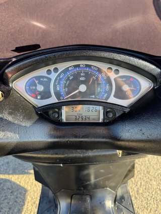 VENDO-CAMBIO | YAMAHA XMAX RESTAURADA