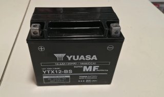 Batería Yuasa YTX12-BS Moto AGM