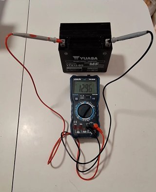 Batería Yuasa YTX12-BS Moto AGM