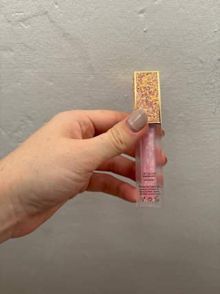 Brillo de labios VICCA rosa y dorado
