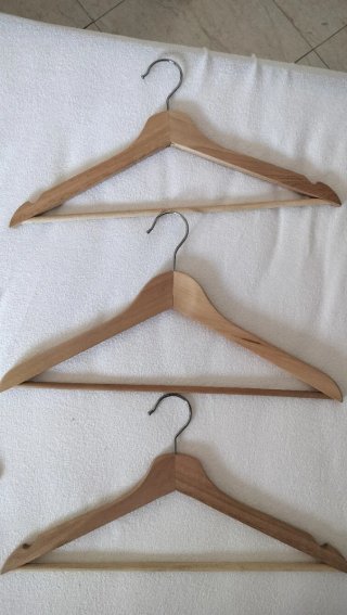 Perchas de Madera Natural (Pack 10)