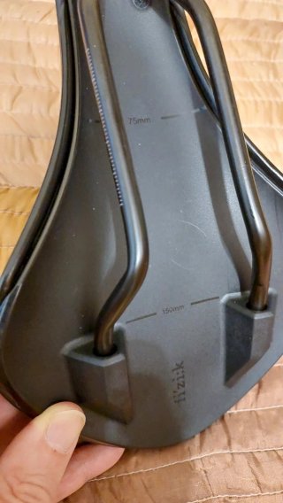 Sillín Fizik Aliante R5 150mm Negro