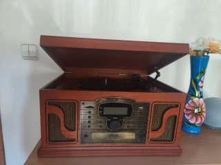 Equipo de música estilo vintage