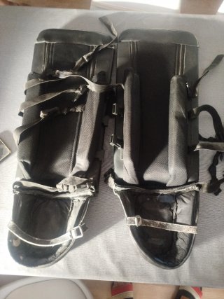 Guantes y protecciones portero hockey