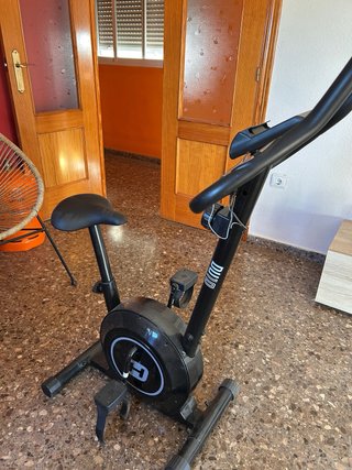 Bicicleta Estática Negra