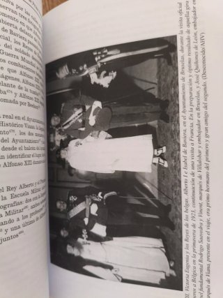 REYES Y CORTESANOS LA MONARQUIA ALFONSO XIII