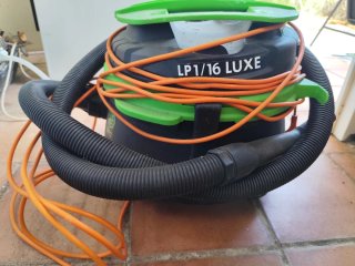 Aspirador LUXE LP1/16