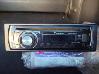 Radio Coche Pioneer DEH-2100UB RDS