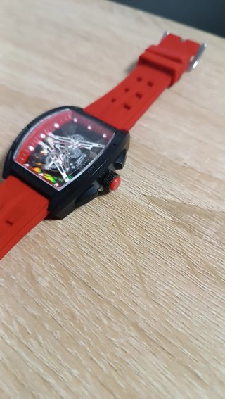 Reloj Esqueleto Negro y Rojo