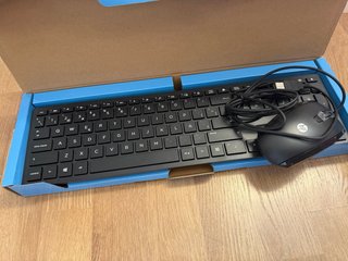 Teclado y Ratón HP Pavilion Wired 300