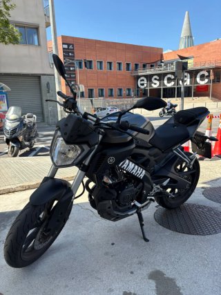 Yamaha MT-125 Negra