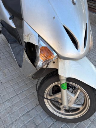 Honda Lead 110 Scooter Plata