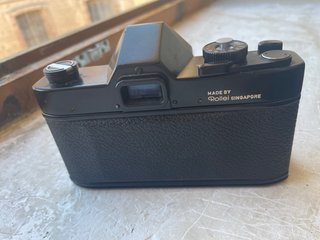 Rolleiflex SL35 + Rollei 1.8 50