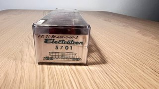 Electrotren 5701 Vagon tolva rojo carga carbon H0