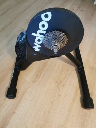 Rodillo Wahoo Kickr Core V1 + Cassette