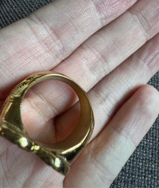 Anillo Arena Roja Coastal Ring Dorado