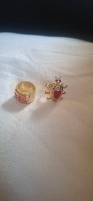 Anillos Bimba y Lola Dorado. Diferentes diseños.