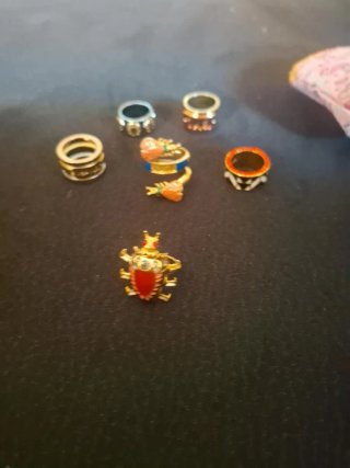 Anillos Bimba y Lola Dorado. Diferentes diseños.