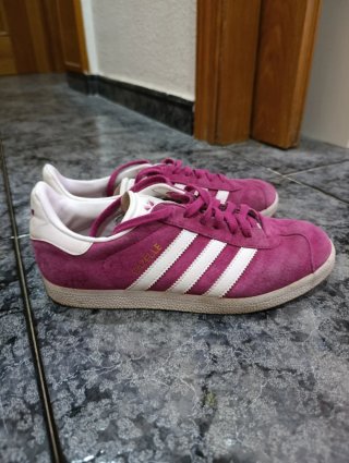 Zapatillas Adidas Gazelle rosas talla 39