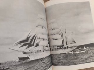 ENCICLOPEDIA ILUSTRADA DE LA NAVEGACIÓN A VELA
