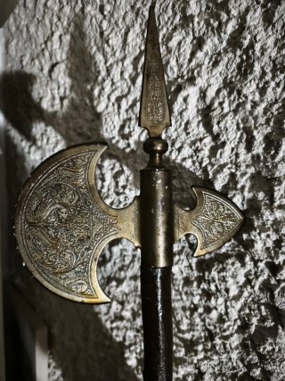 Espada y Hacha Medieval