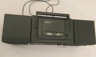 Minicadena Panasonic RX DT610 portable stereo CD