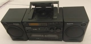 Minicadena Panasonic RX DT610 portable stereo CD