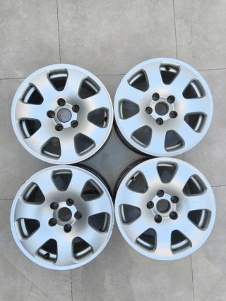 Llantas Audi A4 15” 5x112 Originales