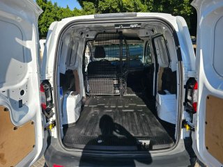 Ford Transit Courier TDCI Muy Buen Estado año 2022