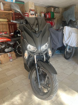 Yamaha XMAX 250 2015 Negra