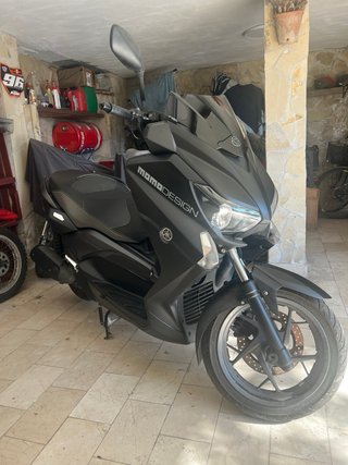 Yamaha XMAX 250 2015 Negra