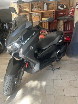 Yamaha XMAX 250 2015 Negra