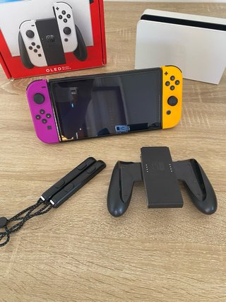 Nintendo Switch OLED Completa + Accessori