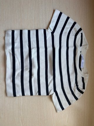 Camiseta Zara Rayas Beige y Negra Talla M