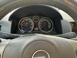 Opel  Astra 2006
