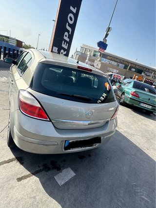 Opel  Astra 2006