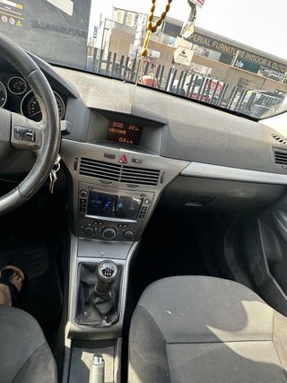 Opel  Astra 2006