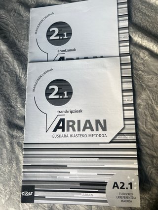 Ikaselaren liburua 2.1 y Lan koadernoa 2.1